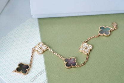 [Lume Jewels]New CLOVER 5 MOTIF GRAY MOP BRACELET COLLECTION