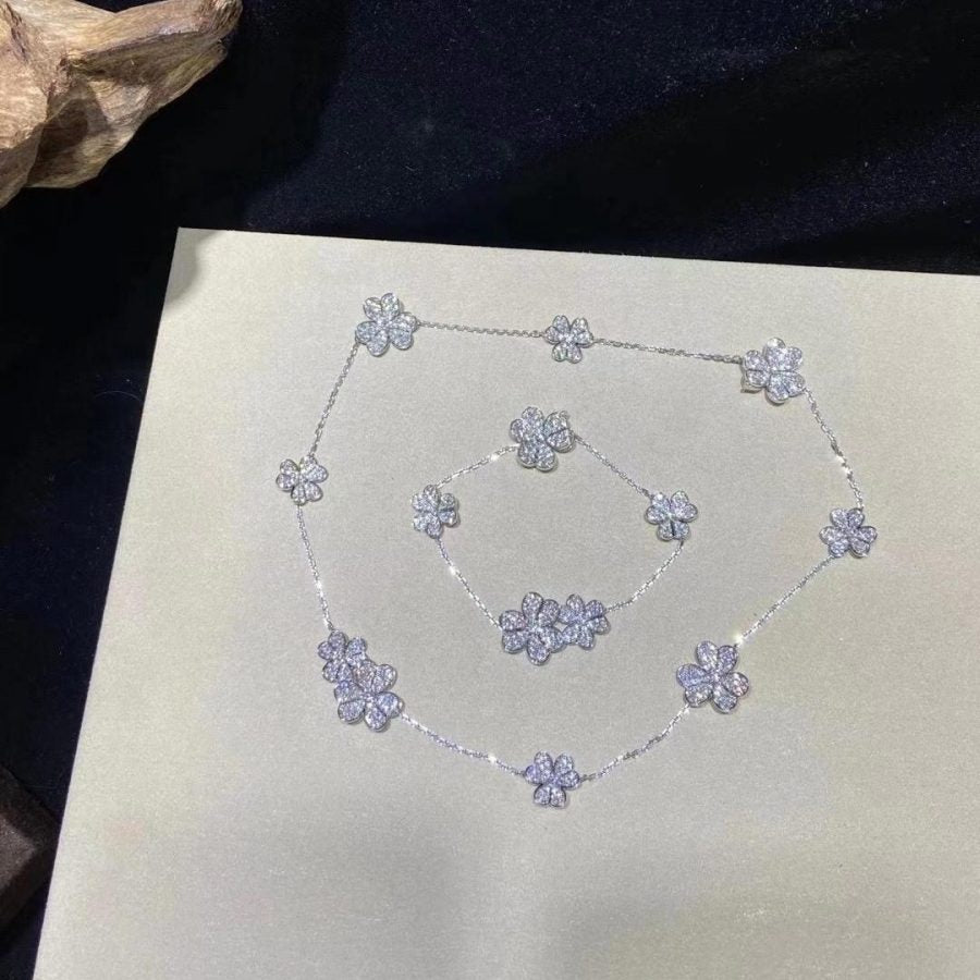 ¡®Lume Jewels¡¯FRIVOLE SILVER 5 FLOWERS BRACELET