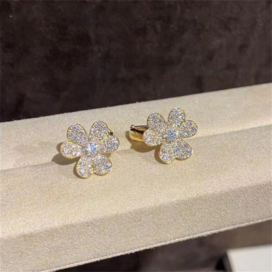 ¡®Lume Jewels¡¯FRIVOLE GOLD FLOWER DIAMOND EARRINGS
