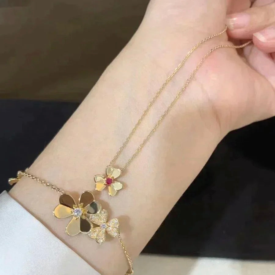 ¡®Lume Jewels¡¯FRIVOLE GOLD FLOWER NECKLACE
