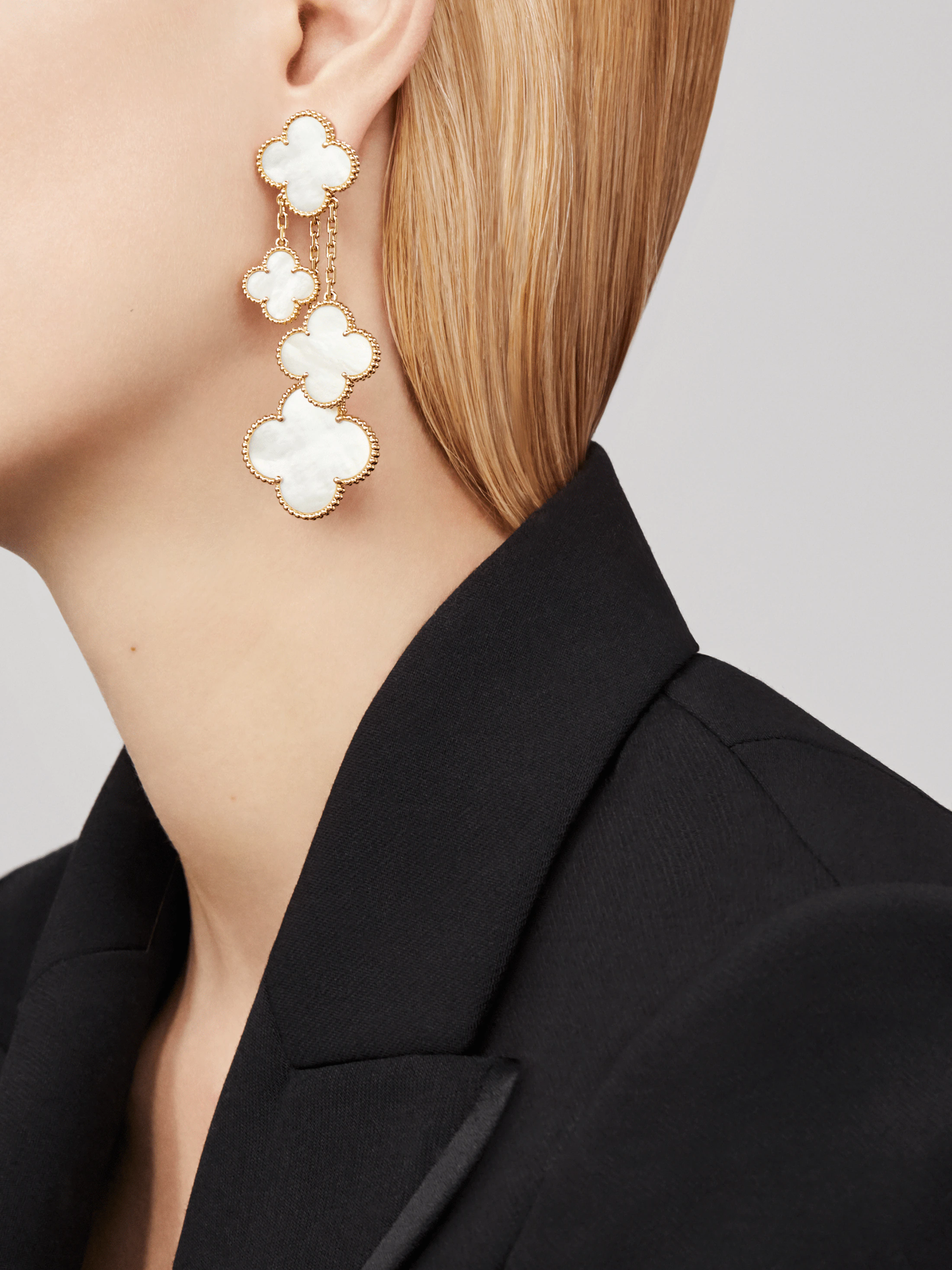 ¡®Lume Jewels¡¯CLOVER EARRINGS WHITE MOP 4 MOTIFS GOLD