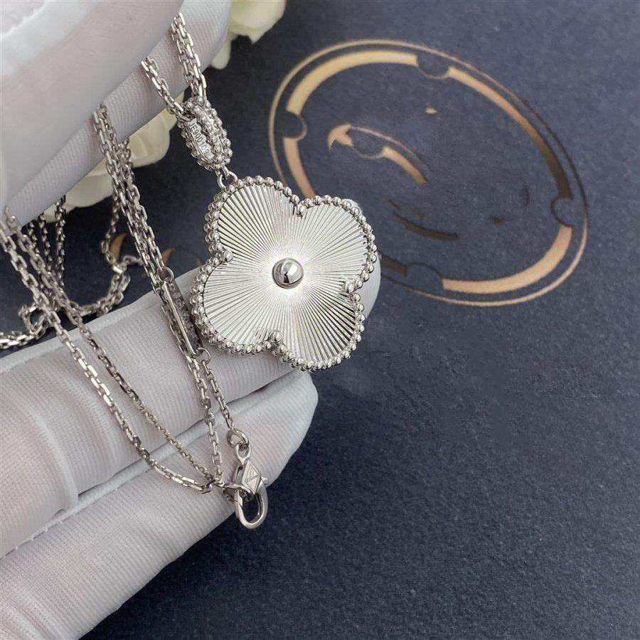 ¡®Lume Jewels¡¯CLOVER 25MM SILVER BIG CLOVER NECKLACE