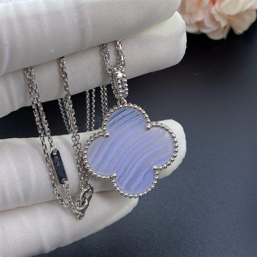 ¡®Lume Jewels¡¯CLOVER SILVER CHALCEDONY BIG CLOVER NECKLACE