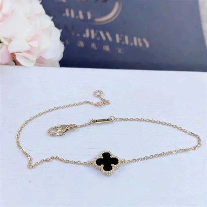 ¡®Lume Jewels¡¯CLOVER ONYX SINGLE FLOWER BRACELET