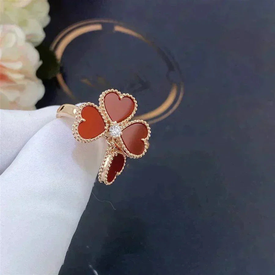 ¡®Lume Jewels¡¯SWEET CLOVER CARNELIAN RING