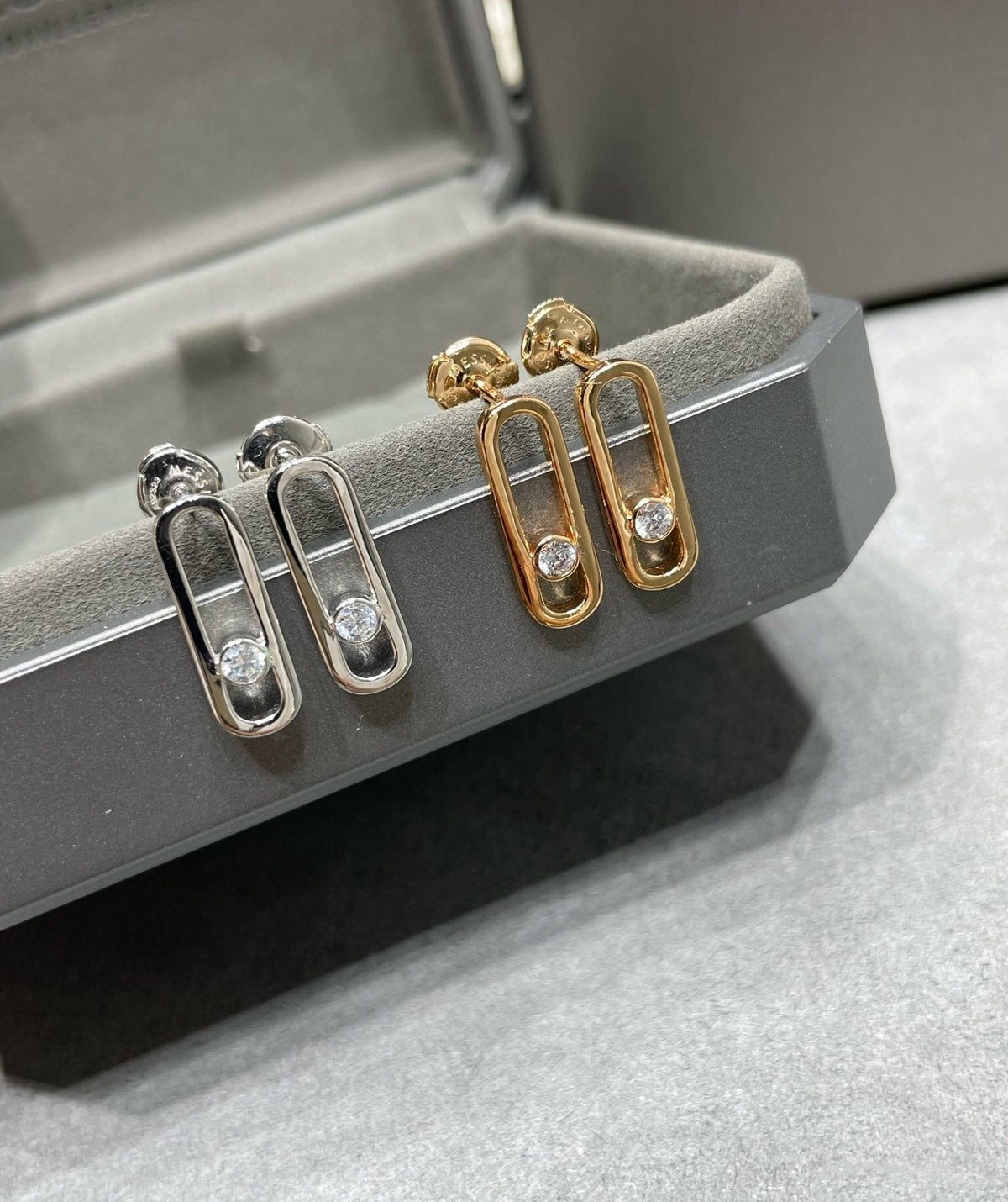 [Lume Jewels]MOVE UNO SMALL 1 DIAMOND EARRINGS