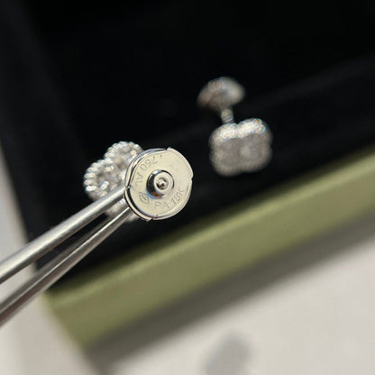 ¡®Lume Jewels¡¯CLOVER MINI DIAMOND STUD EARRINGS
