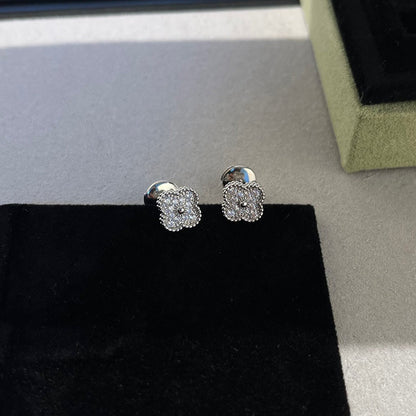 ¡®Lume Jewels¡¯CLOVER MINI DIAMOND STUD EARRINGS