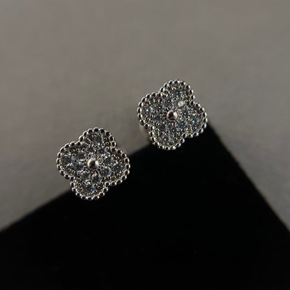 ¡®Lume Jewels¡¯CLOVER MINI DIAMOND STUD EARRINGS