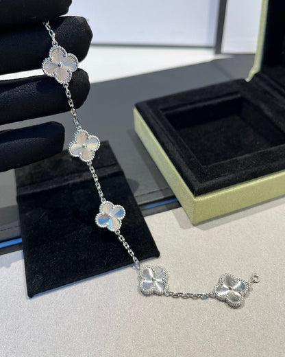 [Lume Jewels]New  CLOVER 5 MOTIF LASER BRACELET COLLECTION
