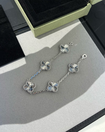 [Lume Jewels]New  CLOVER 5 MOTIF LASER BRACELET COLLECTION